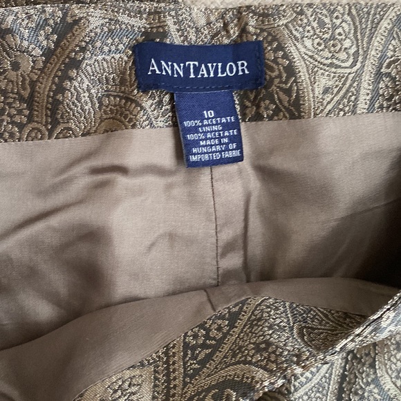 Ann Taylor Paisley Embossed Dress Pants Taupe Brown - Picture 4 of 5